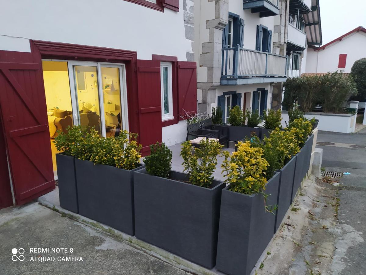 Appartement Rez De Chaussee 2 Chambres Avec Terrasse Cambo-les-Bains Exteriör bild